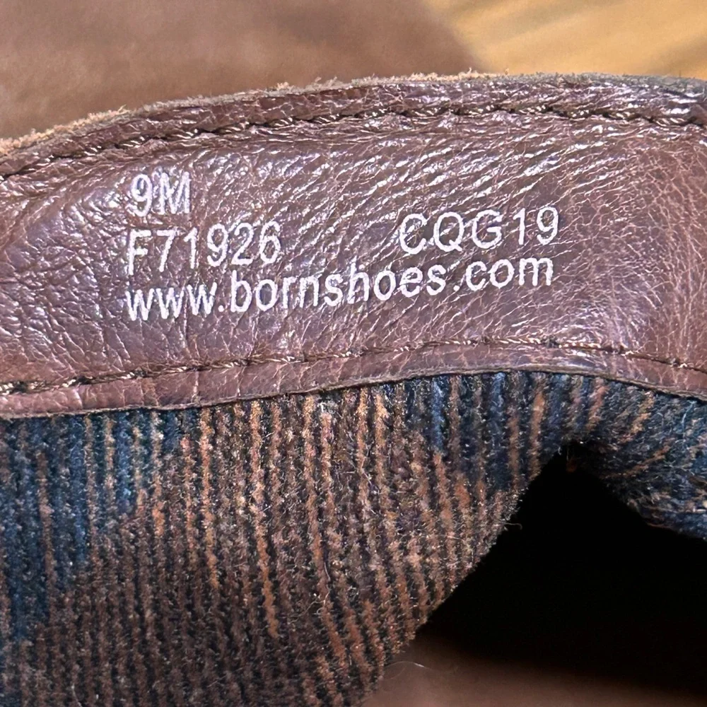 Born Brown Suede Leather‎ Ankle Boots Size 9M– Side Zip Buckle Strap Booties